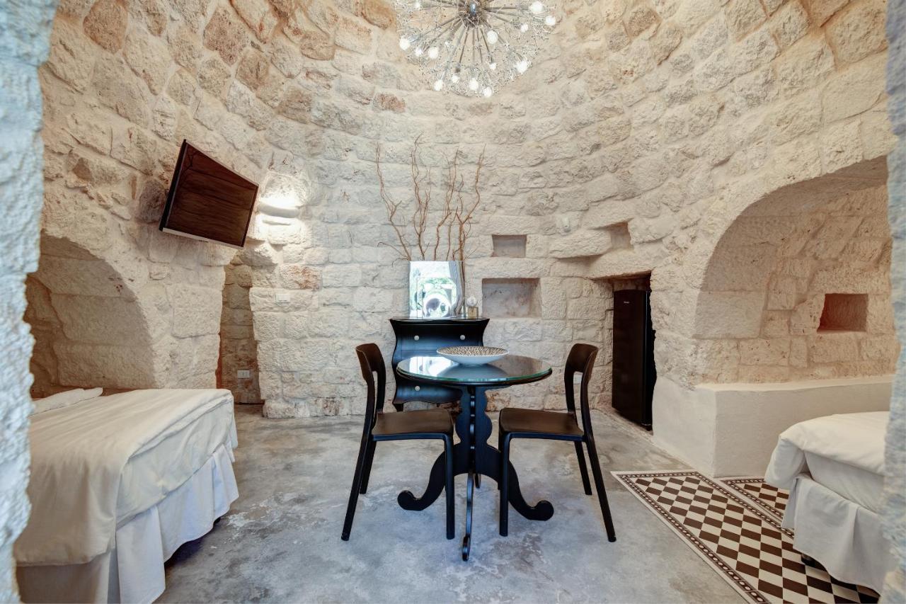 B&B Trulli Moonlight Da Grace Остуні Екстер'єр фото